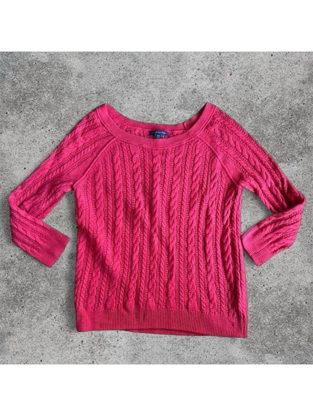 American eagle pink sweater 3/4 sleeves